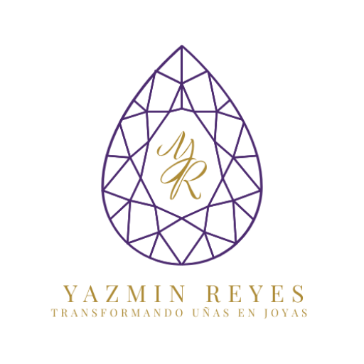 Yazmin Reyes – Centro de Uñas en Ribeira | Transformando uñas en joyas